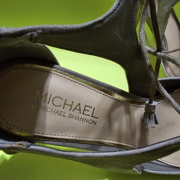 Michael by Michael Shannon Heels - Picture 3 of 16